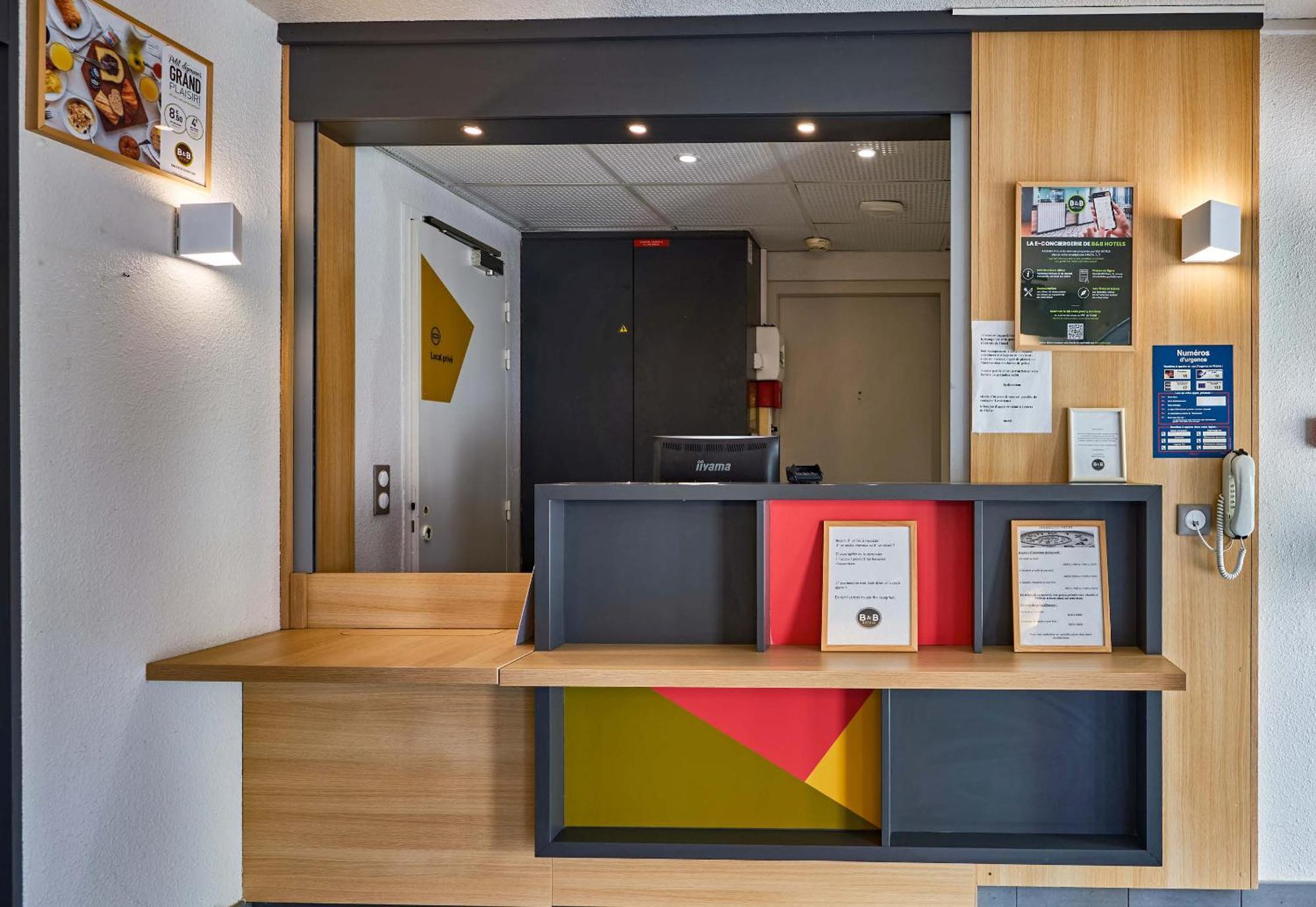 B&B Hotel Cherbourg Esterno foto