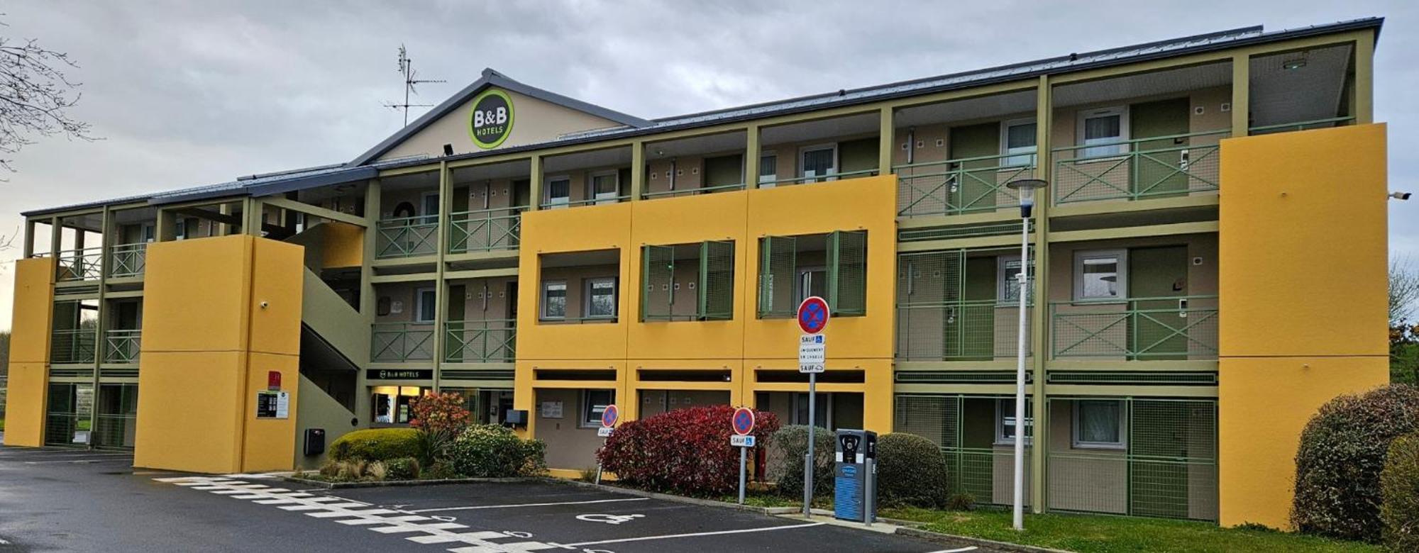 B&B Hotel Cherbourg Esterno foto