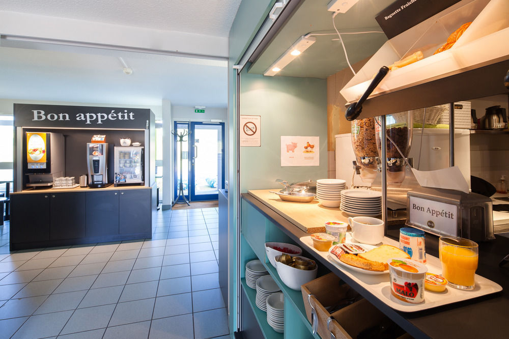 B&B Hotel Cherbourg Esterno foto