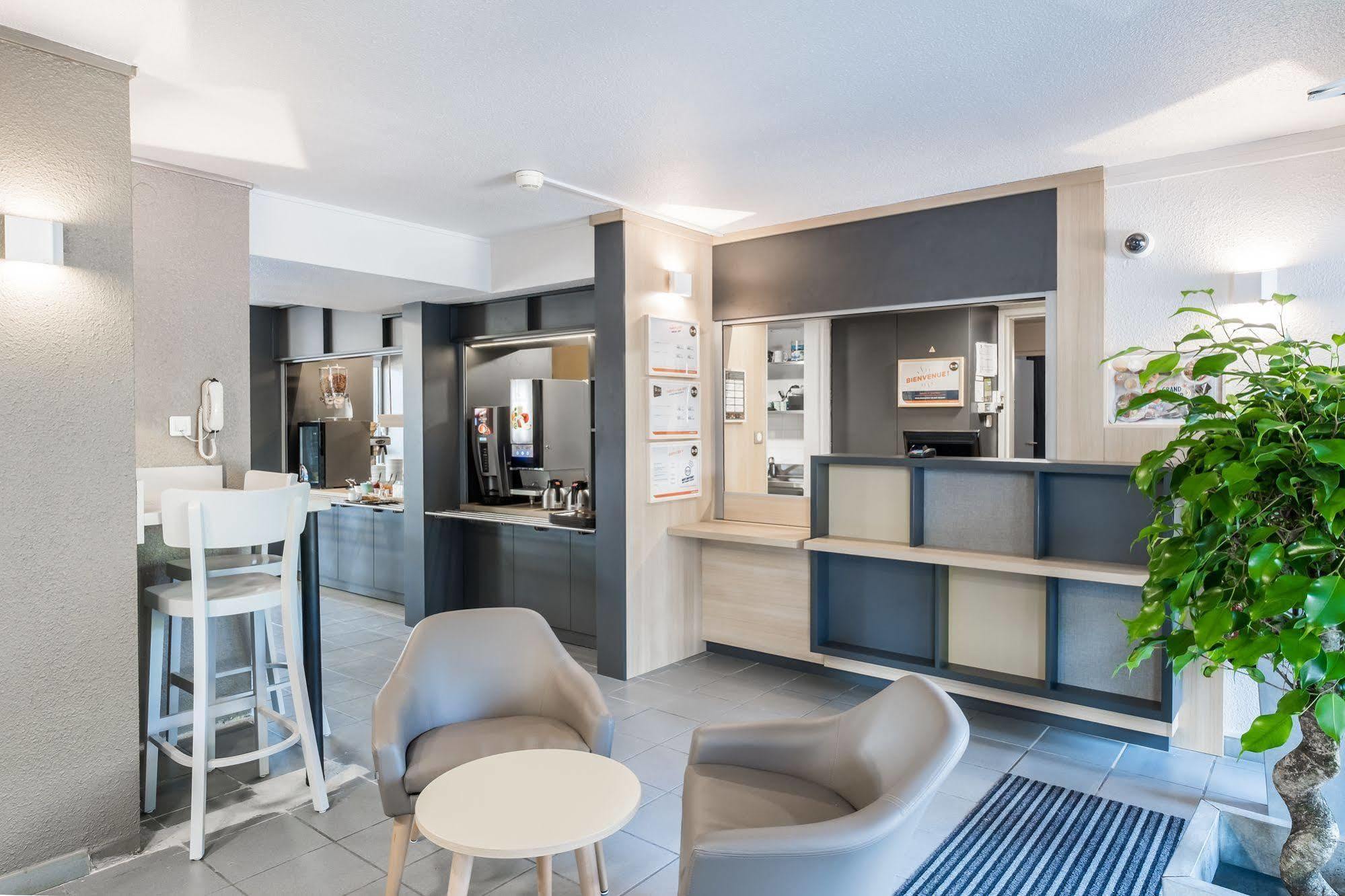 B&B Hotel Cherbourg Esterno foto